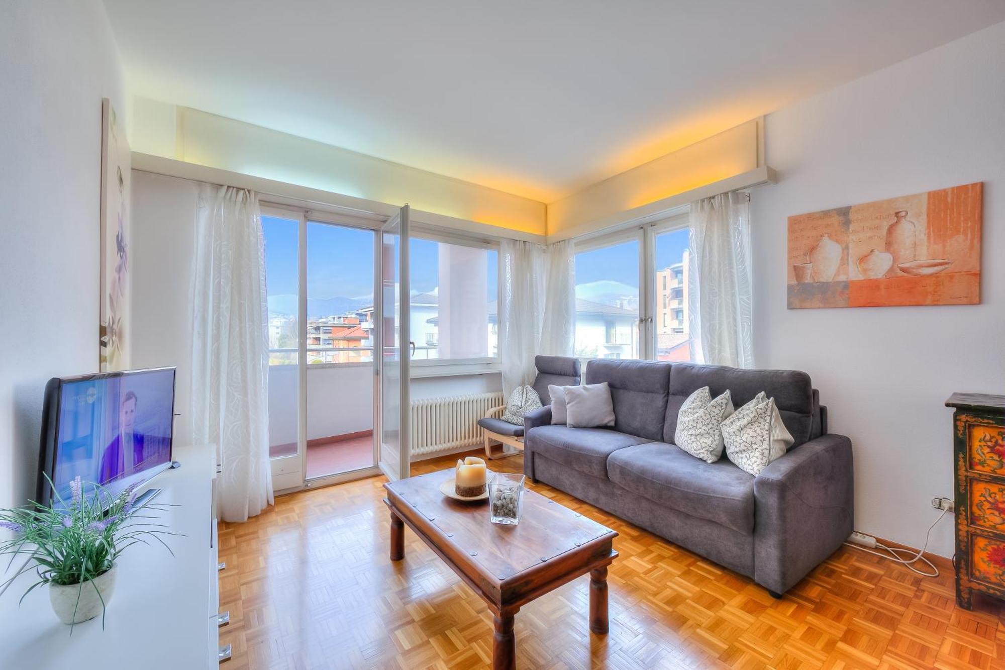 Kiki House - Happy Rentals Lugano Bagian luar foto